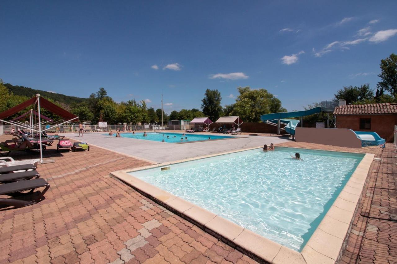 Camping Paradis Le Rocher De La Granelle Ле-Бюг Экстерьер фото